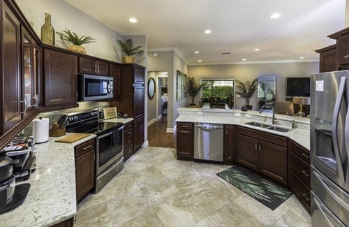 Fruitland Park House | Headline
