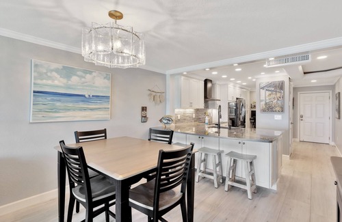 Sunset Beach Condo | Hear the Crash of the Waves/Relax @ Land's End