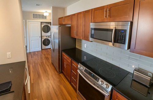 Downtown Cleveland Apartment | Heart of Downtown: Art, Beats & Bright Nights