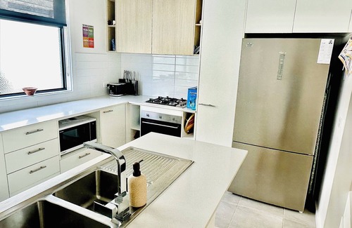 Mornington House | Heart of Morningtoni