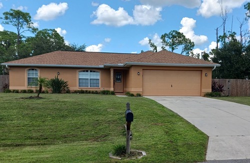North Port House | Heated pool home in quiet neighborhood