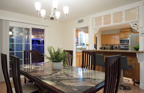 Simi Valley House | Heated Pool, Huge Fireplace & Nintendo, PingPong