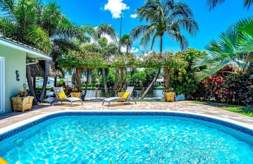 Cypress Lakes House | HEATED POOL + KAYAKS! TIKI HUT & 1 MILE TO BEACH!