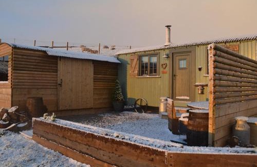 Barnoldswick House | Heather Hut at Copy House Hideaway