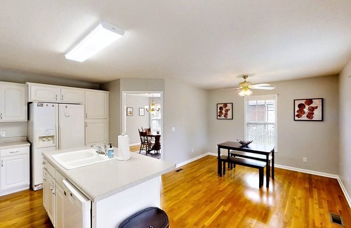 Cookeville House | Heathwood Hideaway with Cozy 3-bedroom house just outside the city limits