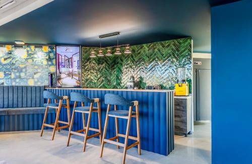 Arnavutkoy Hotel | Heaven Premium Hotel Restaurant & Airport Shuttle