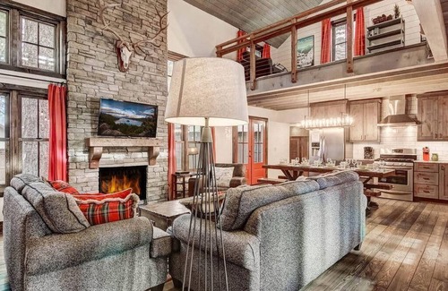 Rancho Bijou House | Heavenly Hideaway 4BR,4BA, Hot Tub