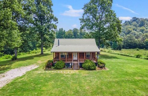 Beattyville House | Heavenly Hideaway - near Red River Gorge KY