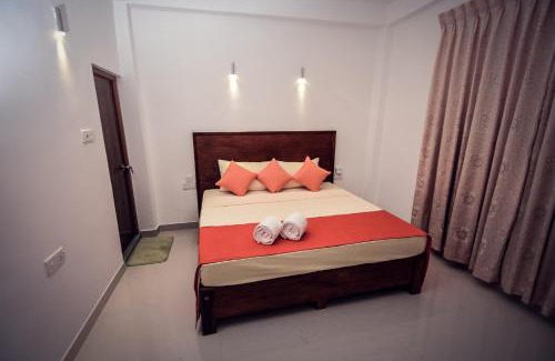 Kandy Hotel | Heavens Door Guest Inn