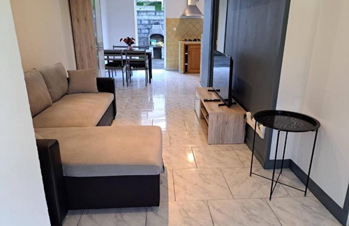 Saint-Joseph House | HeavRun