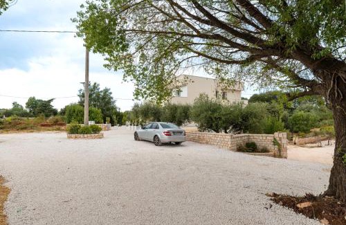 Cisternino Villa | Helianthus