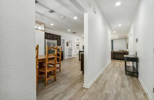 Westside House | Herbalist Farm