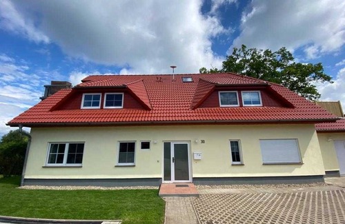 Muritz Apartment | Herberge Seensucht Fewo Fleesensee ground floor with lake view