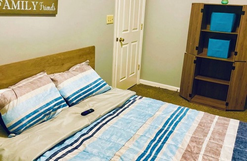 Troy Apartment | Here for work and need a place to stay? Look no further!Come "Cozy Up With Me"