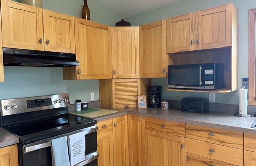 Broadwater County Other | "Hereford House" - Charming 4-bedroom farmhouse in quaint Townsend, MT