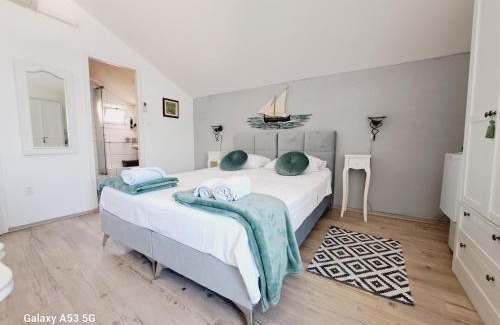 Vis House | Heritage Rooms Kut