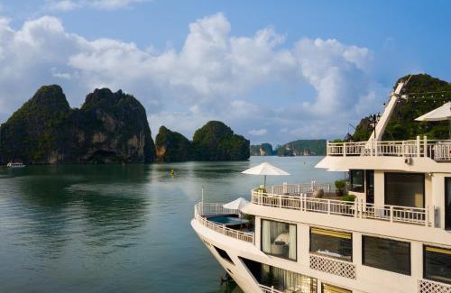 Ha Long Boat Rental | Hermes Cruises