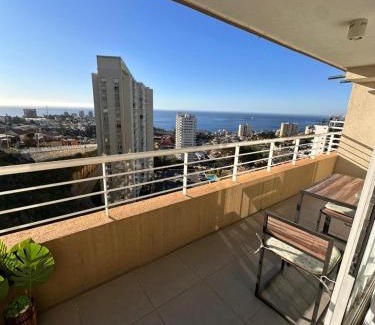 Placeres Apartment | Hermoso Depto estilo mariposa con vista al mar