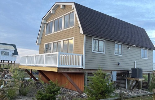 Prime Hook Beach Cottage | Heron’s Haven- a dog friendly beach oasis