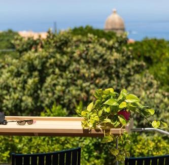 Tropea Apartment | HibiscusUno Tropea Residence