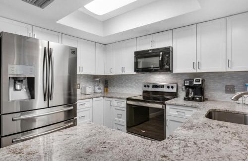 Miramar Beach Apartment | Hidden Dunes Cottage 205 by Newman-Dailey