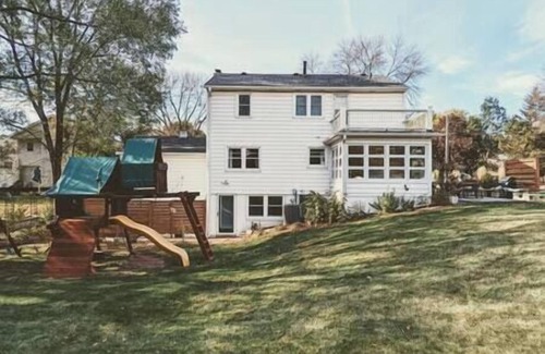 Columbia Heights House | Hidden Garden Suite & Spa