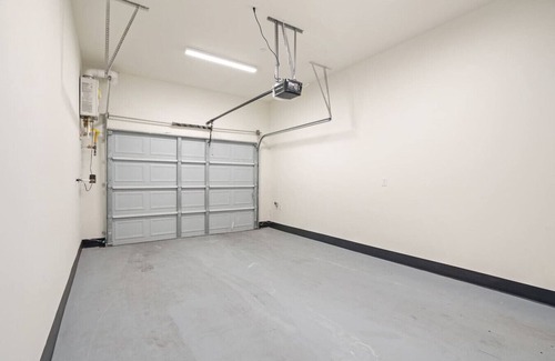 Cedars Apartment | Hidden Luxury Oasis in Downtown Dallas w/Parking