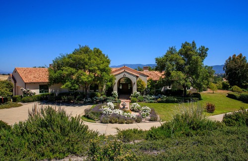 Ballard House | Hidden Views Mission Style house on 10 acres