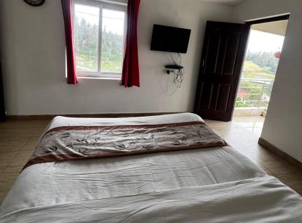 Ooty House | Hideaway Home43