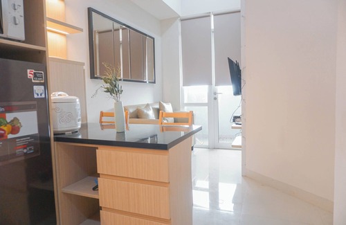 Cikarang Apartment | High Floor 1BR at Vasanta Innopark Apartment near MM2100 and Cibitung