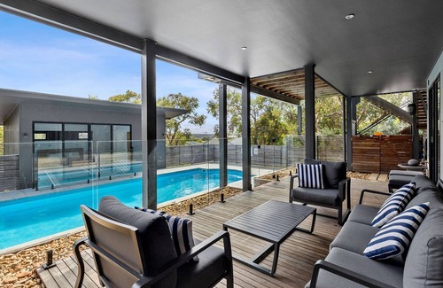 Anglesea House | High On Harvey - High on the Hill