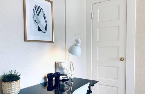 Cortez Hill Apartment | High Walkability | Stylish Studio | Easy Check-in