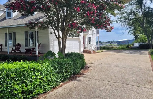 Cambridge House | High Water Guest House