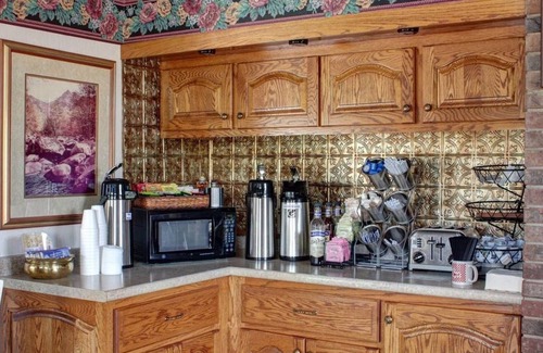 Townsend Hotel | Highland Manor Inn