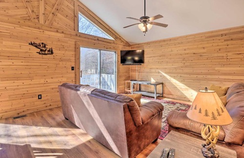 Albrightsville House | Hike and Swim Family Home in Albrightsville!