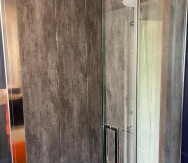 Worthing House | Hikers Rest