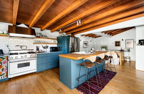 Topanga House | Hillside Hideaway w/Deck & Spa in Topanga Canyon