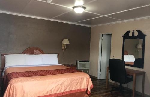 Franklin Hotel | Hilltop Inn