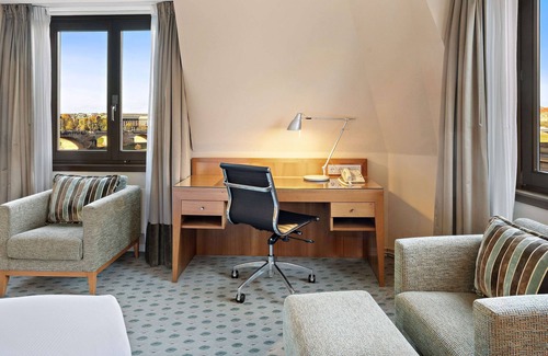 Innere Altstadt Hotel | Hilton Dresden an der Frauenkirche