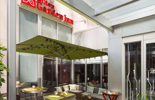 Turtle Bay Hotel | Hilton Garden Inn New York Manhattan Midtown East