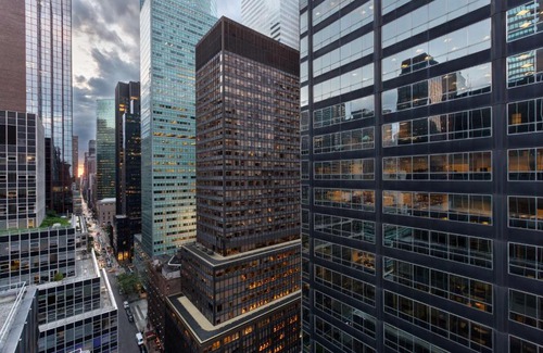Turtle Bay Hotel | Hilton Garden Inn New York Manhattan Midtown East