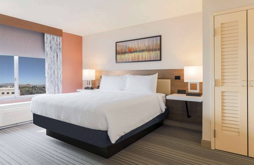 Reno/Tahoe Airport Hotel | Hilton Garden Inn Reno