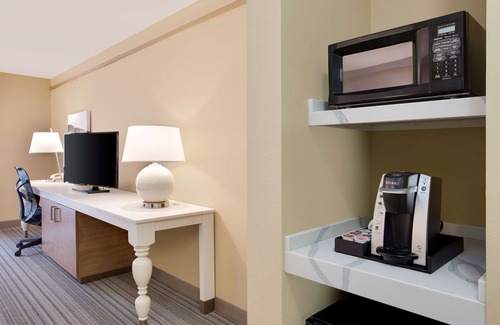 Saratoga Springs Hotel | Hilton Garden Inn Saratoga Springs