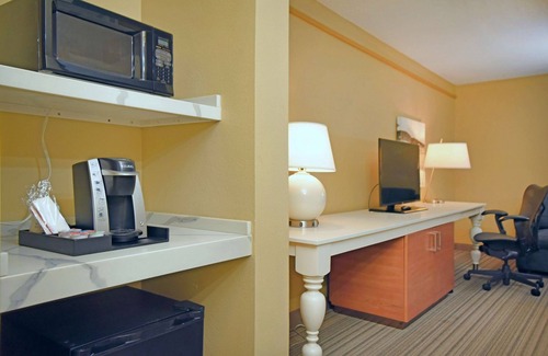 Saratoga Springs Hotel | Hilton Garden Inn Saratoga Springs