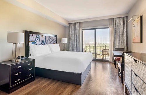 Florida Central Atlantic Coast Resort | Hilton Grand Vacations Club Las Palmeras Orlando