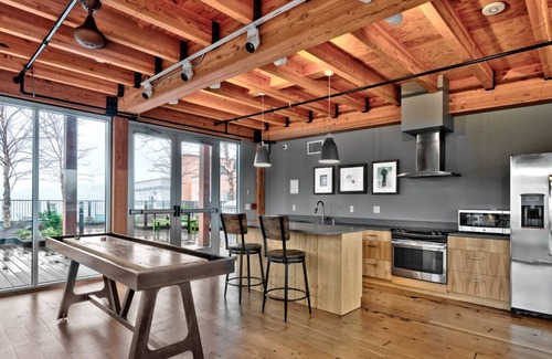 Old Ballard Apartment | Hip Ballard 2BR w/Gym & Pet Area, near Burke Gilman Trail, by Blueground