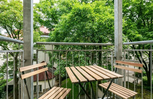 Hundsturm Apartment | Hip Margareten 1BR in fabulous district near cafes & bars, by Blueground