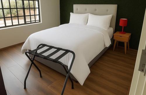 Zwartkop House | Hippo Zwartkop Suites