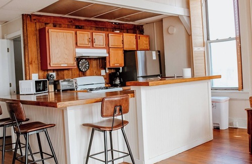 Oxford Apartment | Historic Bank | Wi-Fi | Close to Purdue