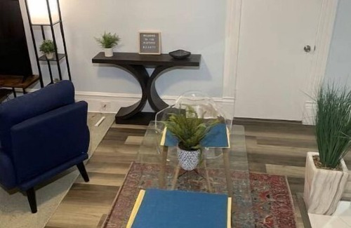 Montgomery Apartment | Historic Beauty